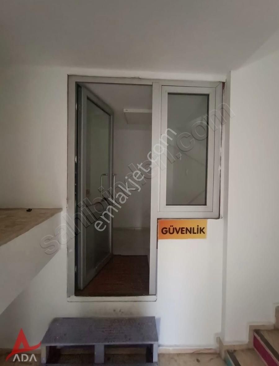 İçmeler Merkezde Reklam Değeri Yüksek 1000 M2 Kiralık İş Yeri