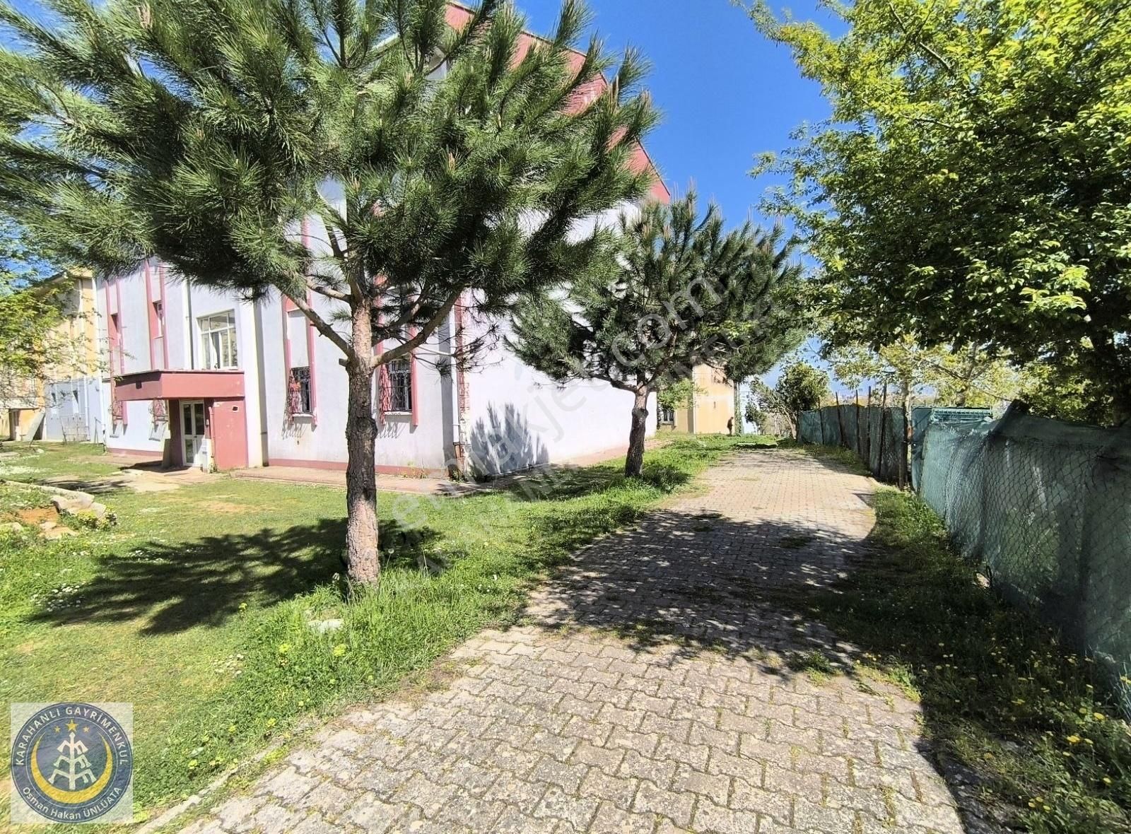 Karahanlı'dan Satılık Masrafsız