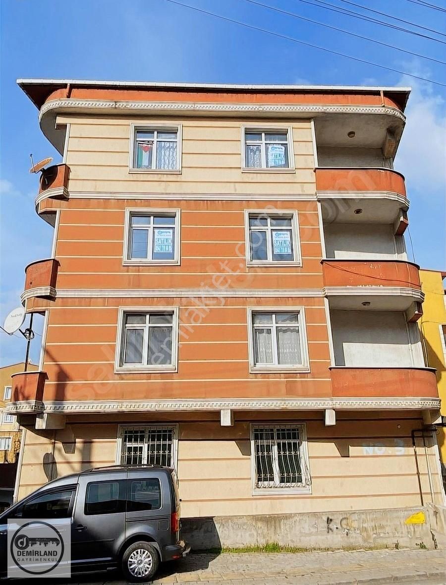 Demirland Gayrimenkul'den Gebze Beylikbağı'nda Satılık 3+1 Daire