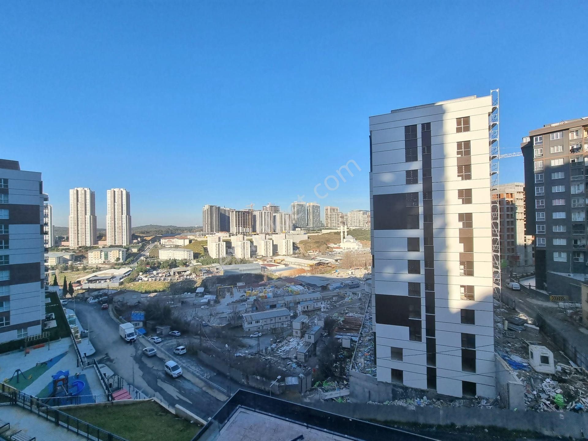 Epa Emre Koç'tan Yeni Eyüp Evlerinde Kiralık 1+1 Daire
