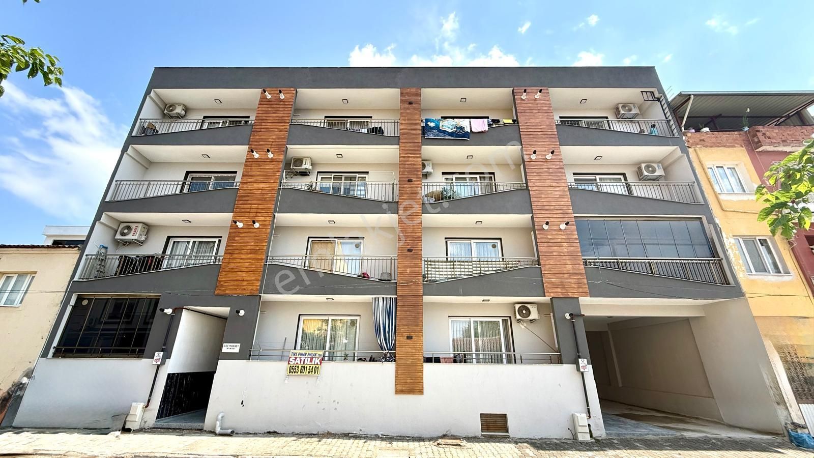 Tire Pınar Emlak Tan Satılık Harika Bir Daire