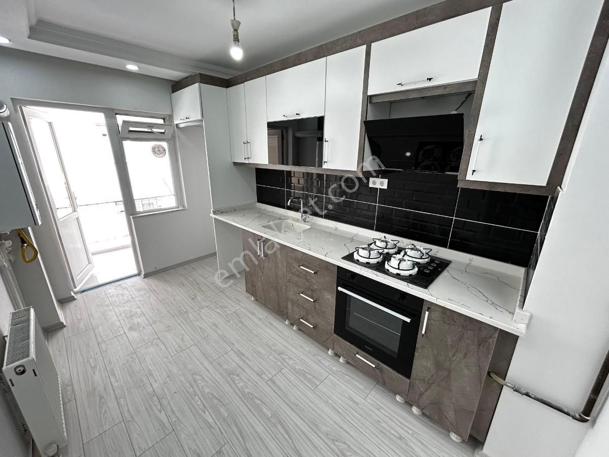 Sincan Akşemsettin Mah 3+1 Full Yapılı Ara Katta Satılık Daire
