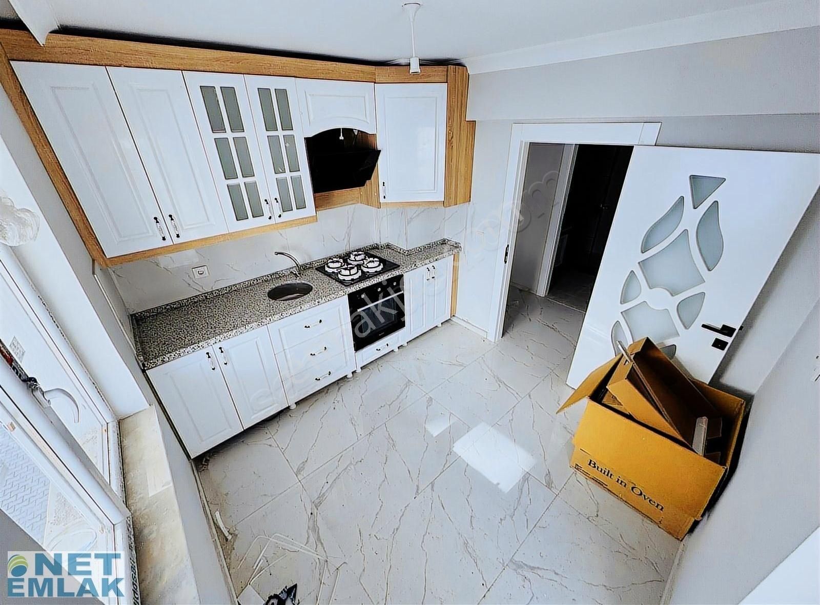 Yenikent Net Emlkatan 3+1 Yapılı Daire Üstelik Bu Fiyata