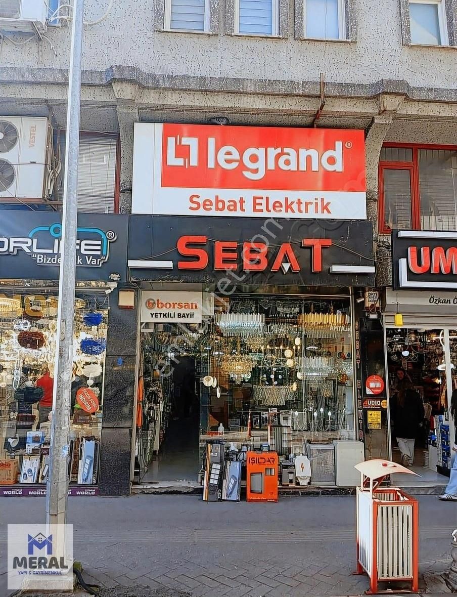 Meral Yapı&gayrimenkul Den Satılık Muhteşem Lokasyonda Dükkan