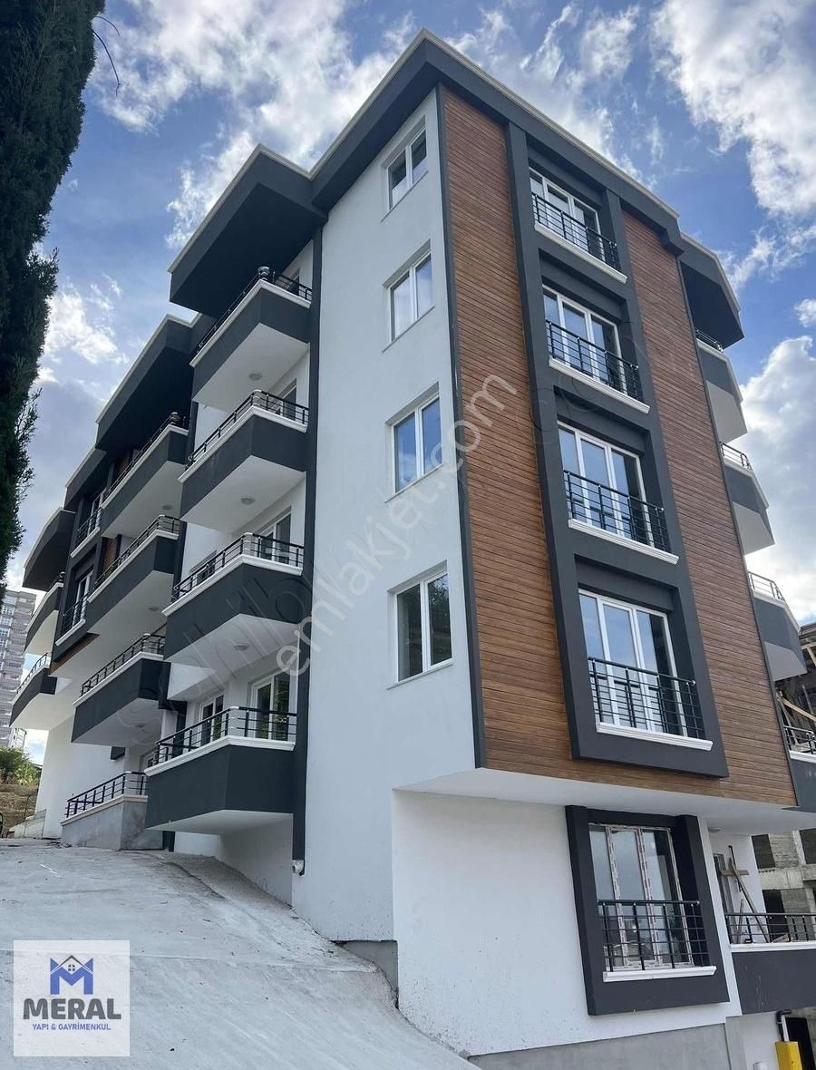 Meral Yapı&gayrimenkulden Satılık 2+1 Lüks Daire