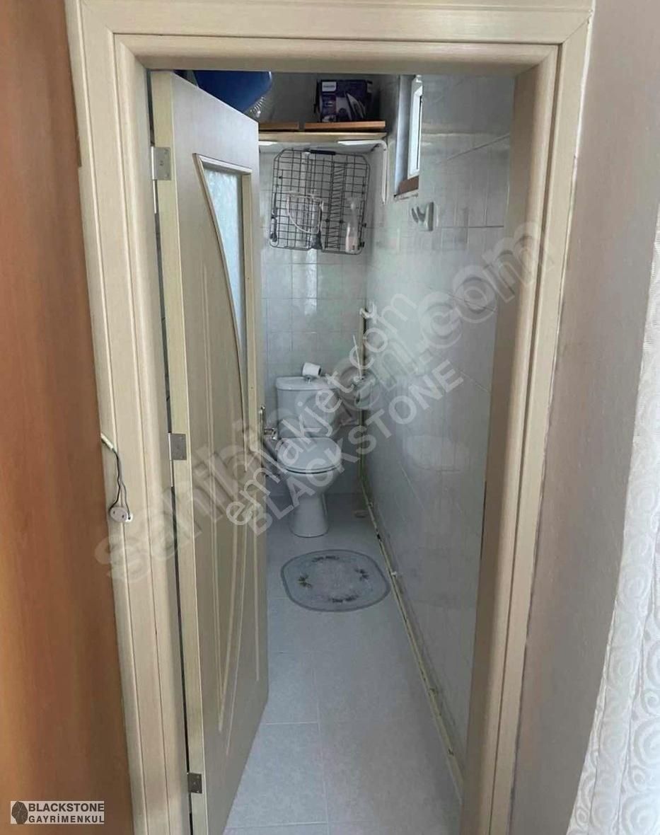 Blackstone Gayrimenkuldan Karşıyaka'da 2+1 Satılık Daire