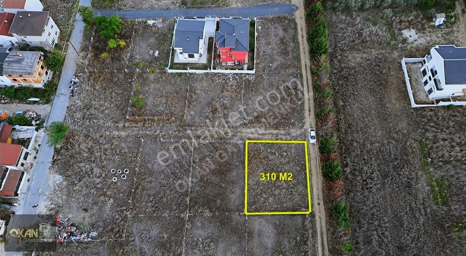 Silivri Gümüşyaka 310 M2 İmarlı Satılık Köşe Arsa