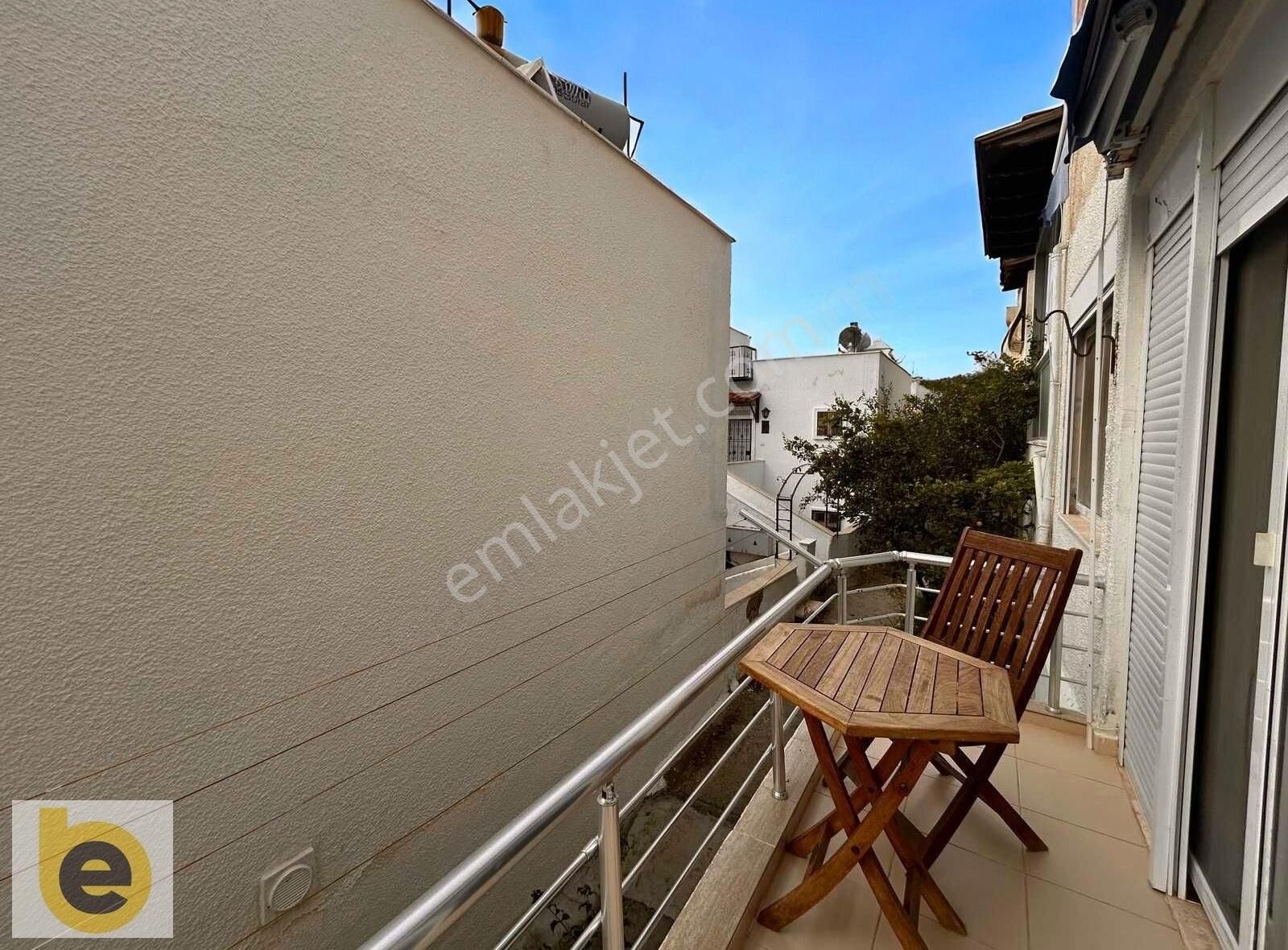 Bağla'da Özel Plajlı Bank Ev Sitesinde Dubleks 2+1 Satılık Daire - Görsel 3