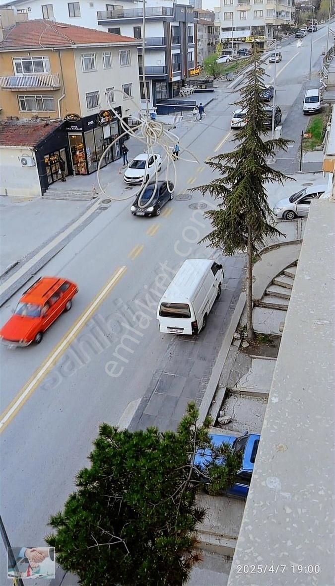 Çankaya İlker Caddesinde Satılık İşyeri..