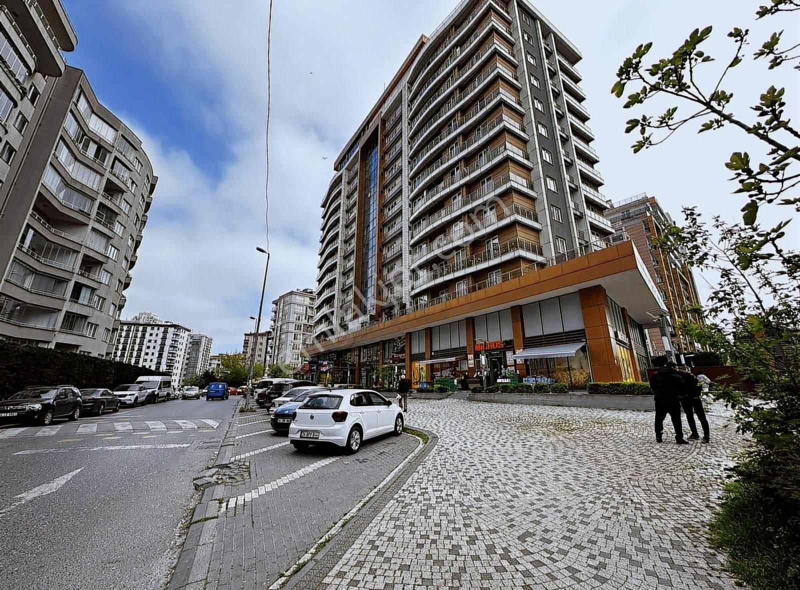 Bölgenin En Prestijli Sitesinde Satılık 3+1 Arakat Daire