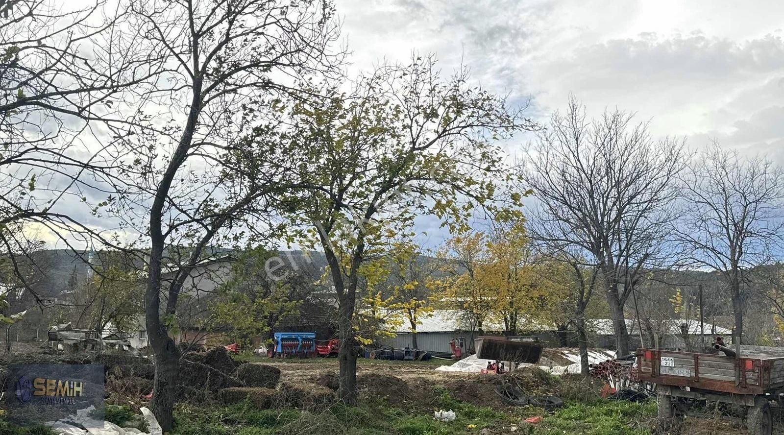 Semih'den İncirlide 1400 M2 2 Buçuk Kat İmarlı Şok Fiyata Arsa