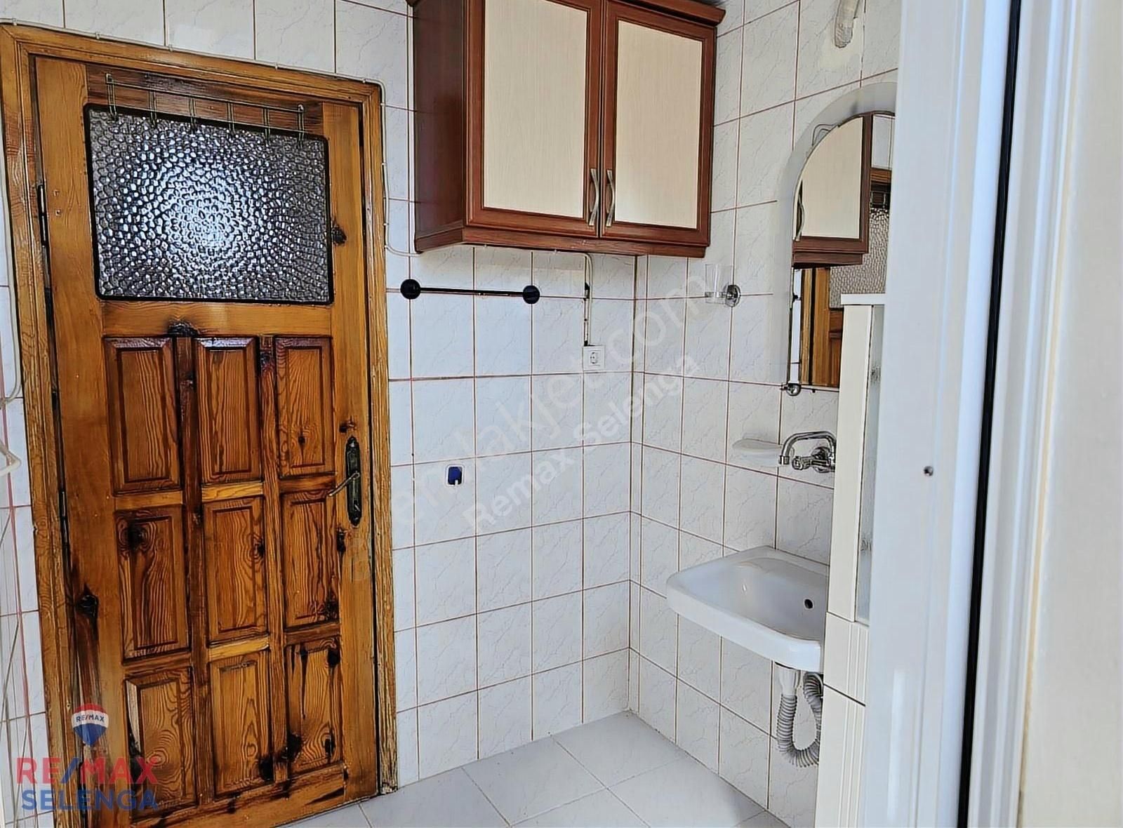 Merkezi Konumda Ferah 2+1 Kiralık Daire!