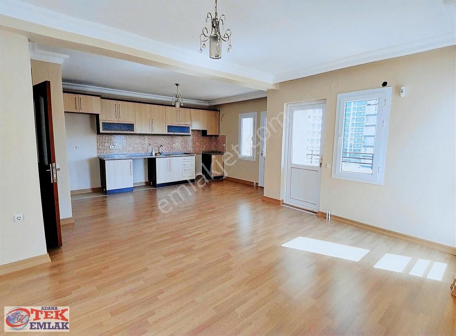 Belediye Evleri Mah. Güvenlikli Site İçi Geniş 4+1 Satılık Daire