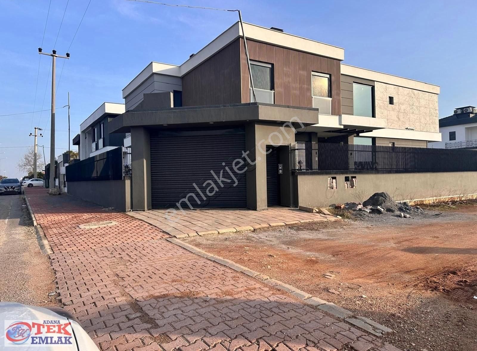 Altınkalede En İyi Konum 500 M2 Arsa İçinde Bağımsız Lüks Villa