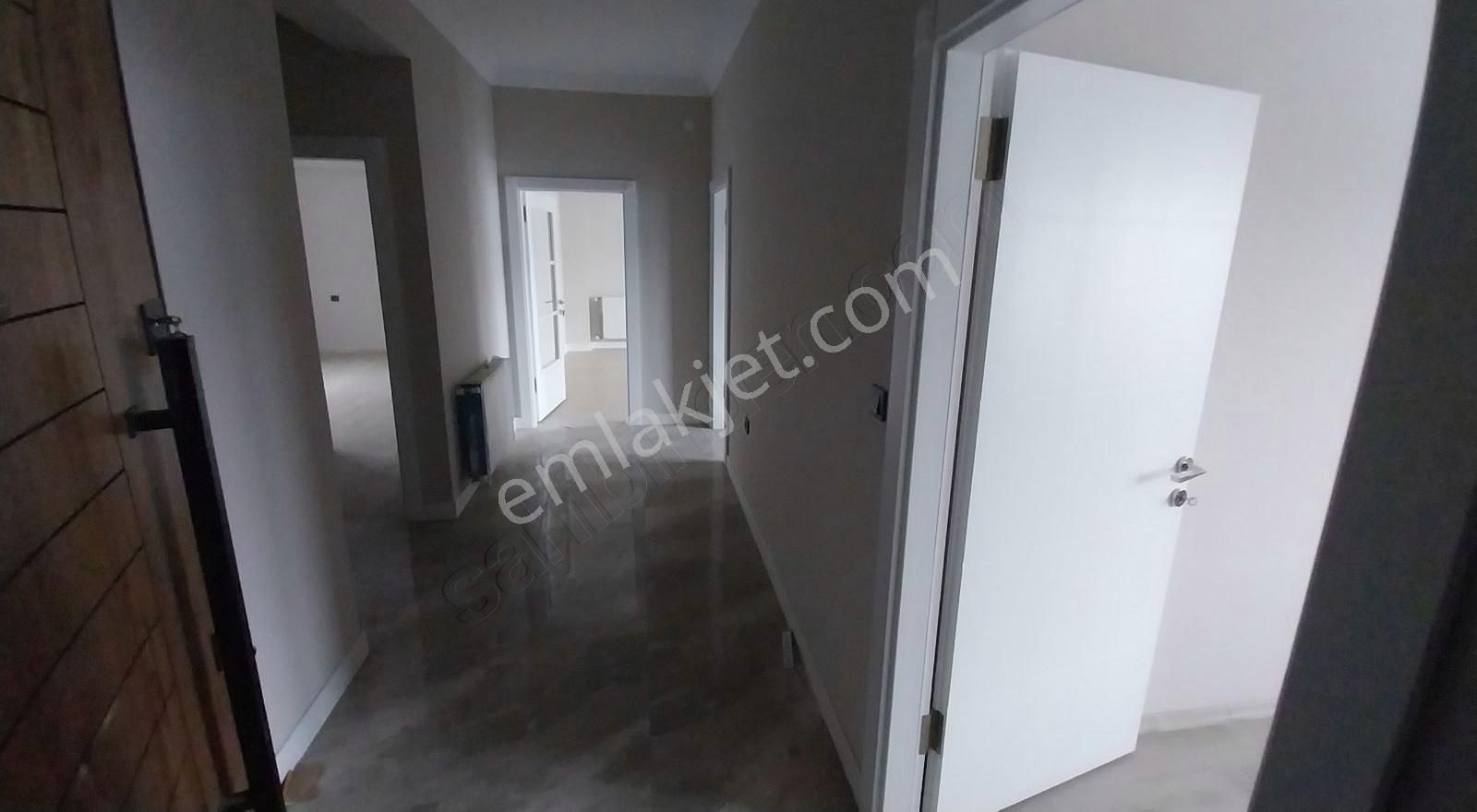Kapalı Otoparklı,ebeveyn Banyolu Sıfır 3+1 Daire - Görsel 5