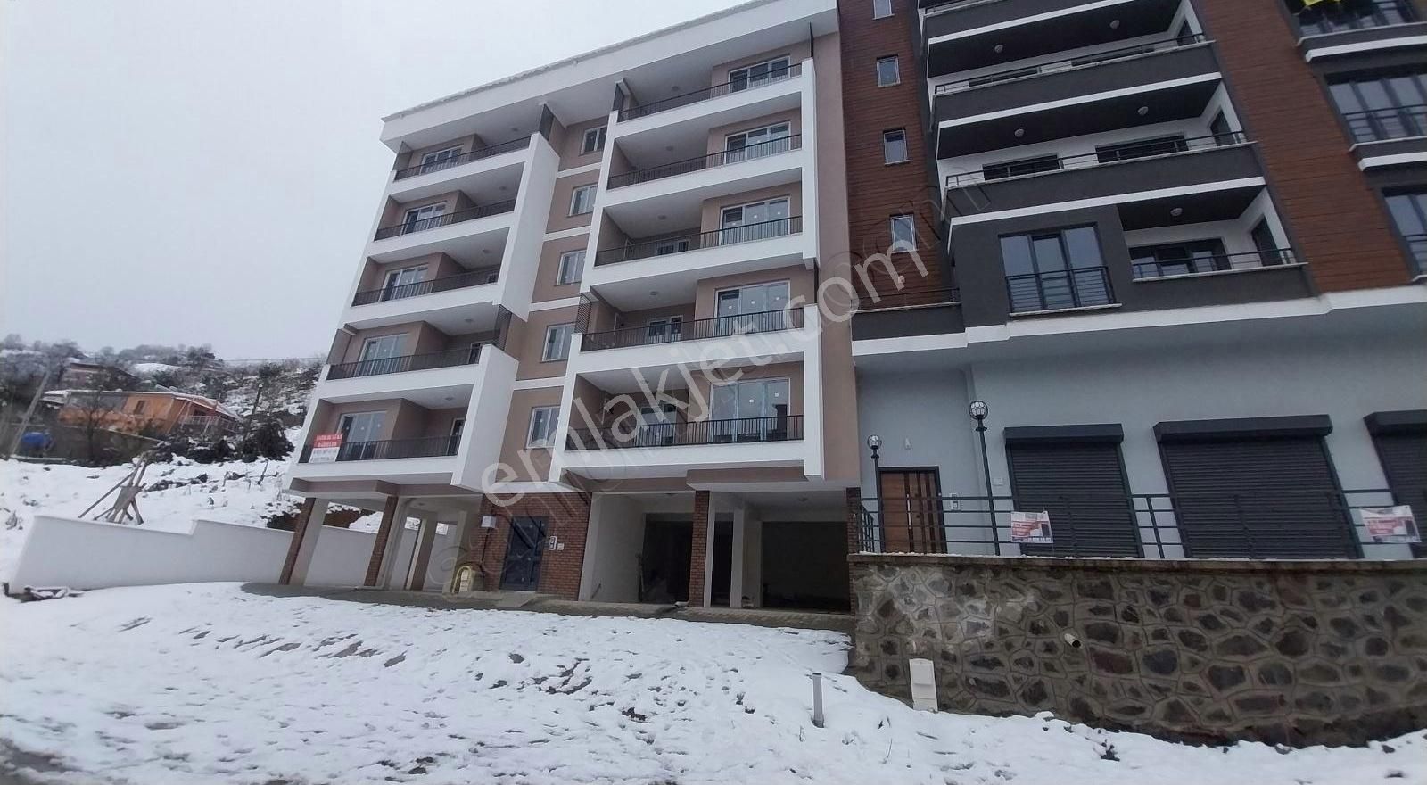 Kapalı Otoparklı,ebeveyn Banyolu Sıfır 3+1 Daire - Görsel 21