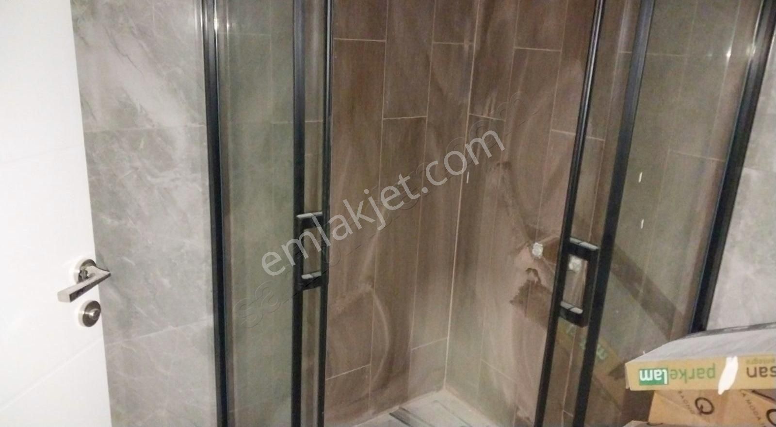 Kapalı Otoparklı,ebeveyn Banyolu Sıfır 3+1 Daire - Görsel 14