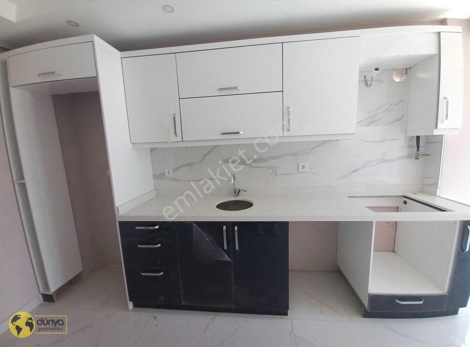 Sahile Yürüme Mesafesinde, 2+1 Kapalı Mutfak, Satılık Daire