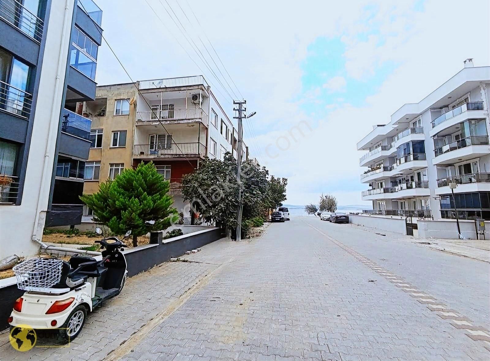 Lapseki Sahilde, Denize 100 Mt. Mesafede Sıfır Ayarında Daire