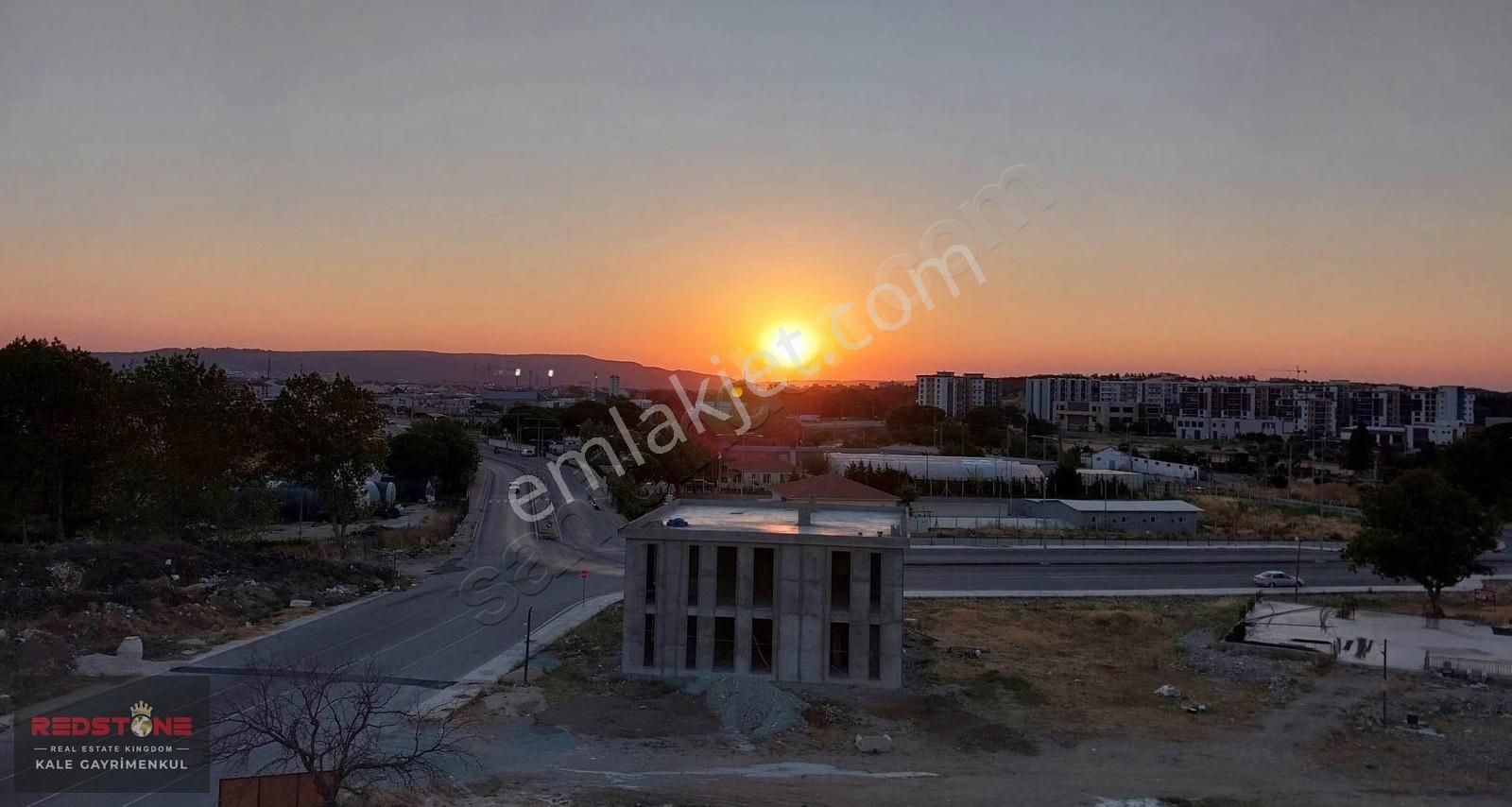 Çanakkale İsmetpaşa Mh. İstek Koleji Yanı Satılık 1+1 Daire 52 M