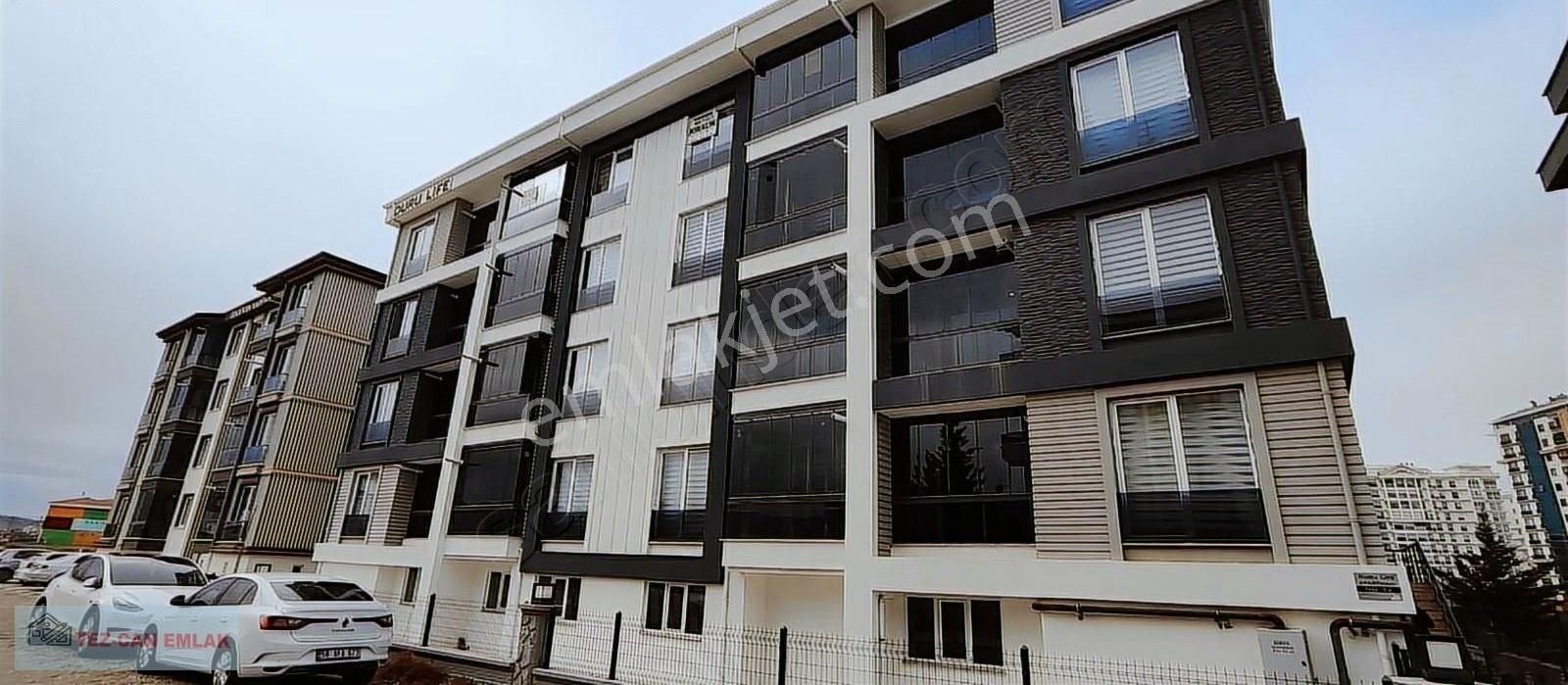 Selçuklu Merkezi Konumda Kiralık Eşyalı Daire