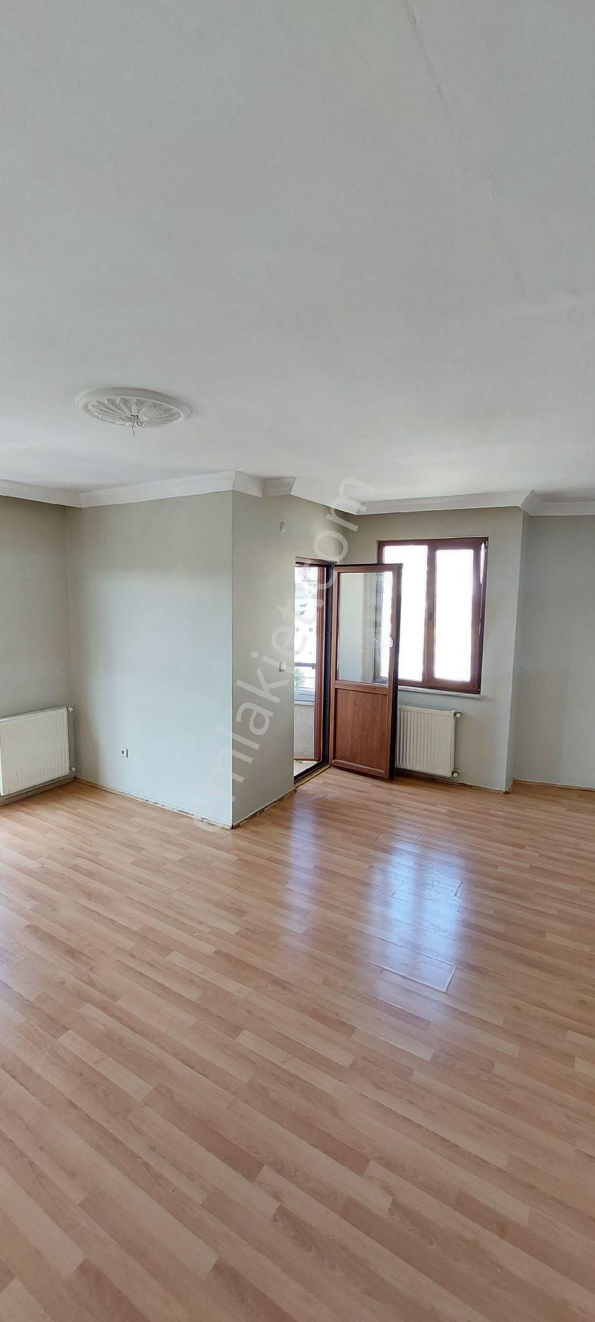 İçerenköy Buyuk Arakat 1+1 Daire