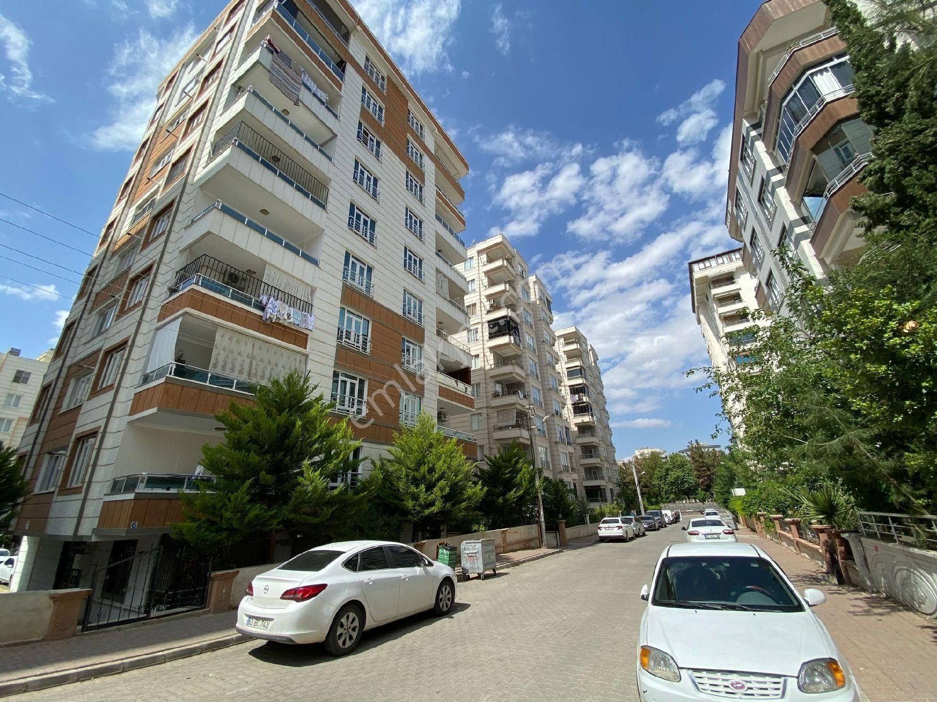 Yavuz Emlak Tan Satılık Daire Sonkat Karaköprü Emniyet Müdürü Yanı 4 Oda