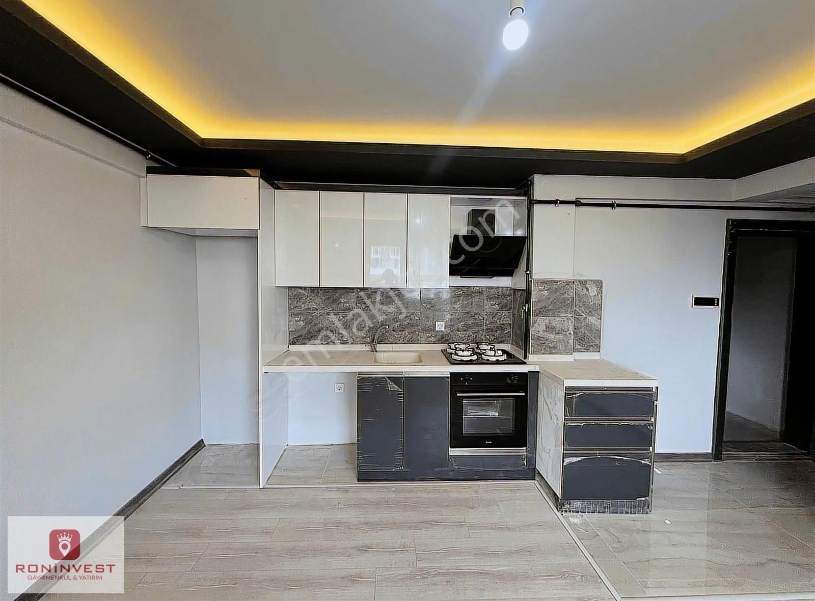 İncek'te Bulvara Yürüme Mesafesinde Kiralık Boş 1+1 Daire