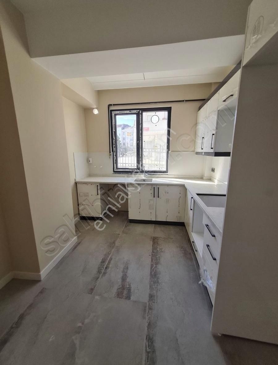 Kradiye Uygun 2+1 96 M2 Brüt Sıfır Arakat Daire