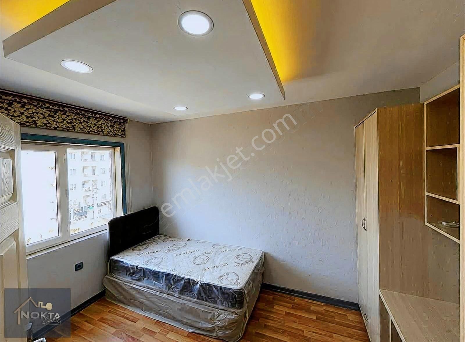 Nokta Emlaktan Cadde Üzeri Satılık Daire