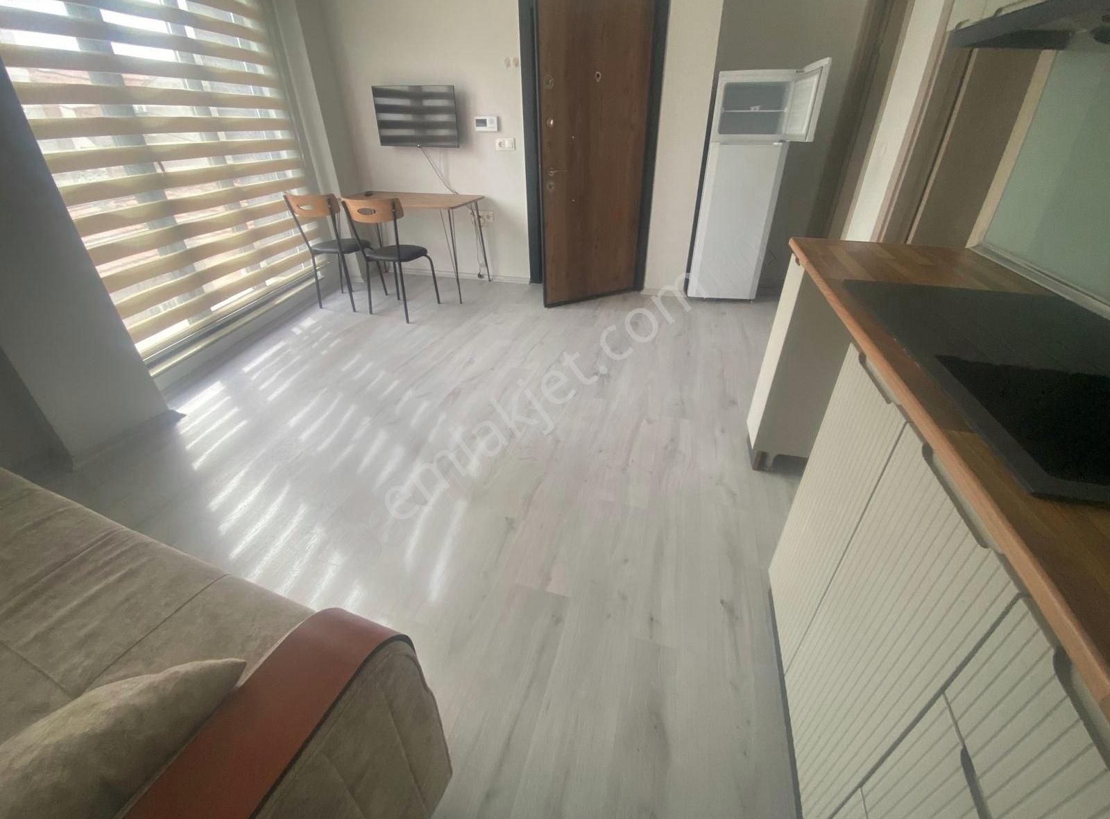 Kepsut Gül Emlak Ofisinden Kiralık 1+1 Daire ( Eşyalı)