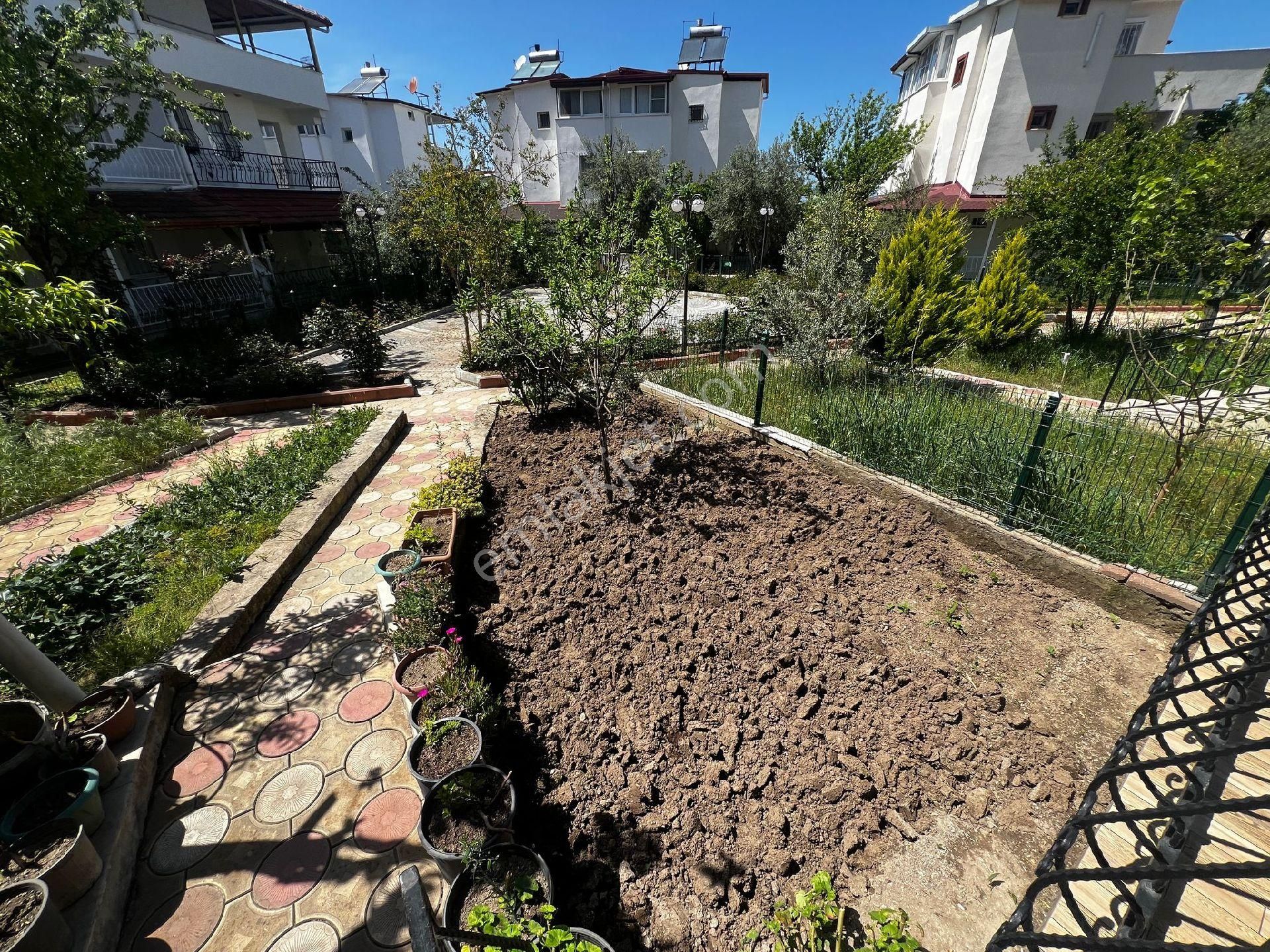 Kuşadası Güzelçamlı 4+1 Yazlık