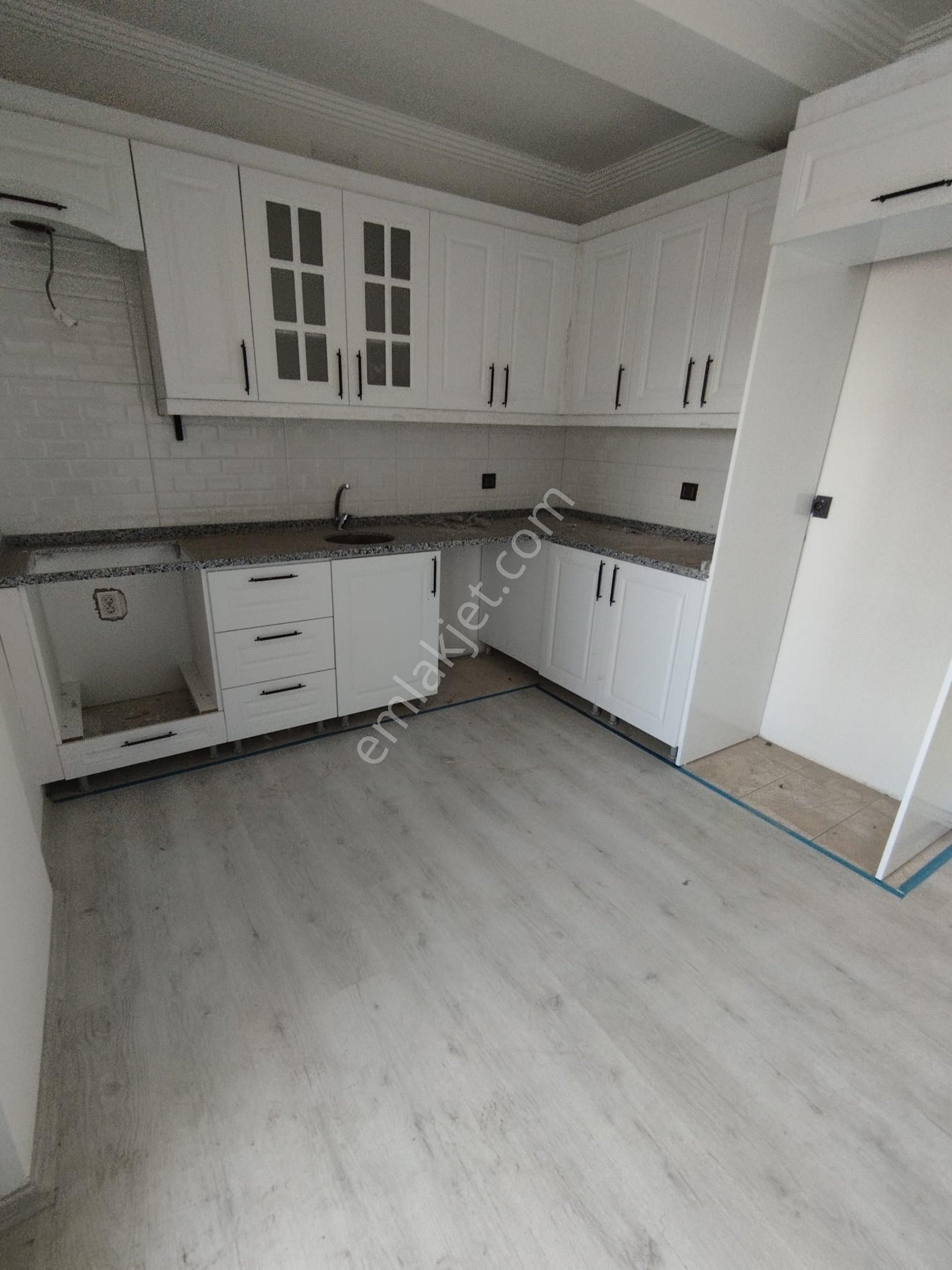 Ergenekon Mahallesi Sunset Site Yakını Kiralık Daire