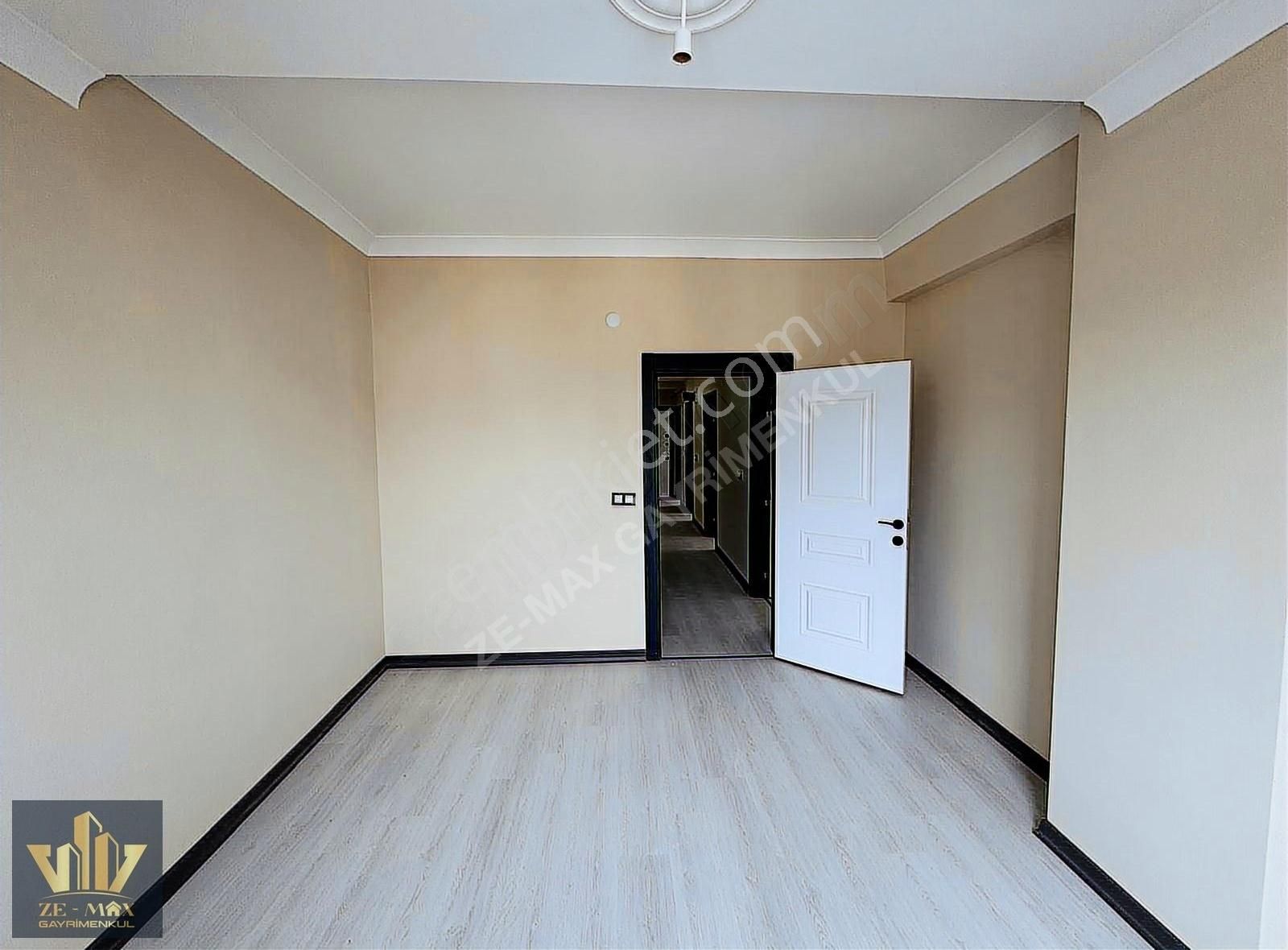 Ze-max^tan Kızılpınar Mah. 3+1 İskanlı 120 M2 Satılık Lüx Daire