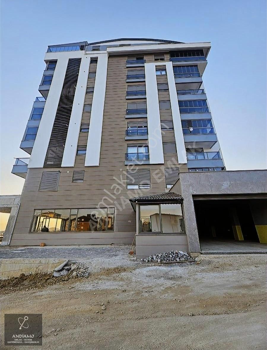 Gedik/albatros/havuzlu/otoparklı/oyun Parklı/lüks Daire