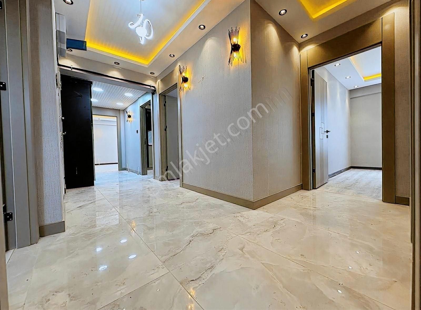 1.kat Konumlu Full Yapılı Altında Daire Var Sıfır İskanlı 145 M2
