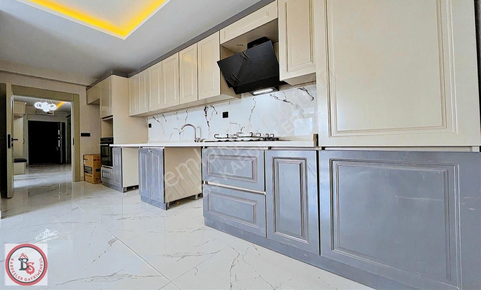 Keçiören Hisar Mahallesinden Full Yapılı Teras Balkonlu 4+1