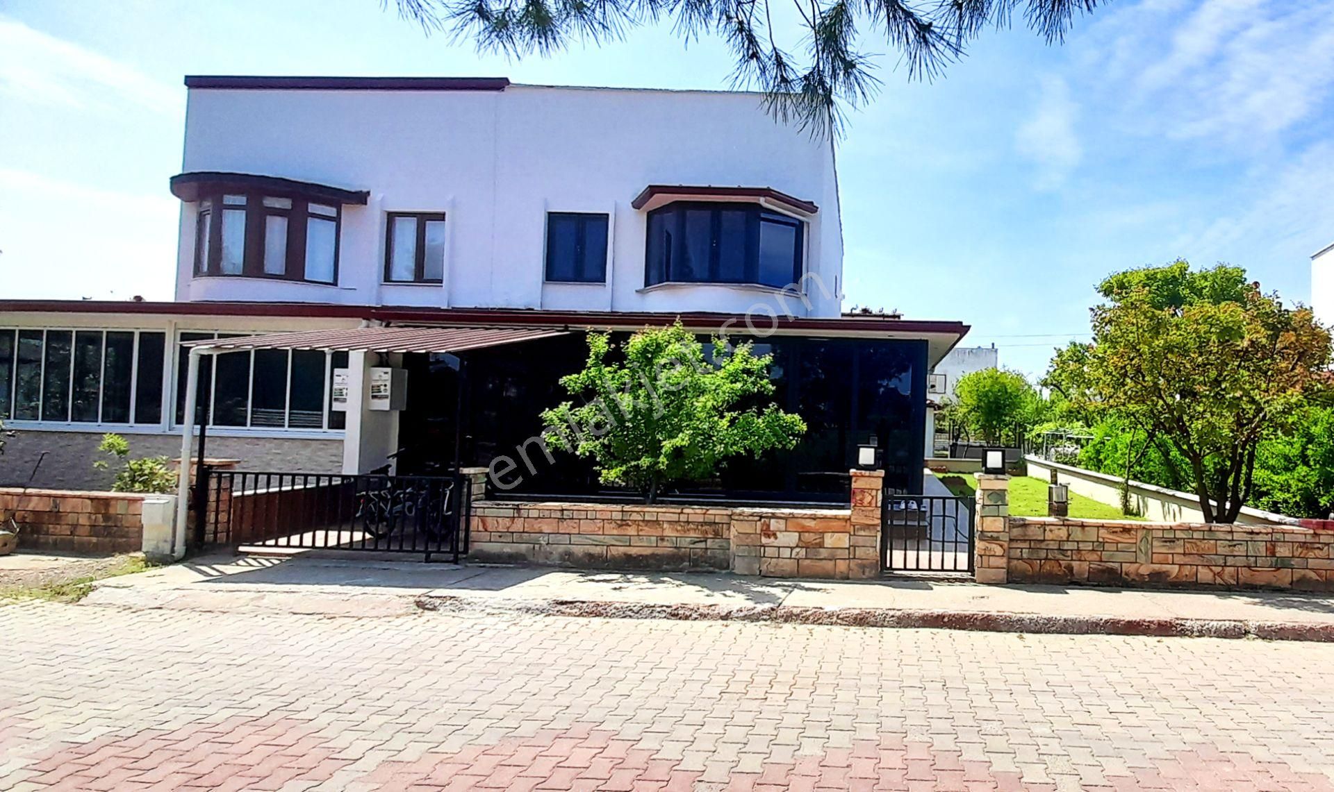 Rw Nefes'ten Denize Yürüme Mesafesinde Bahçeli, Ultra Lüks Villa