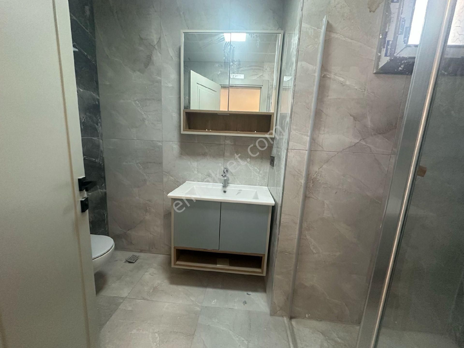 Çengelköyde Butik Site İçinde 3+1 /130 M2 Geniş Arakat Daire - Görsel 30