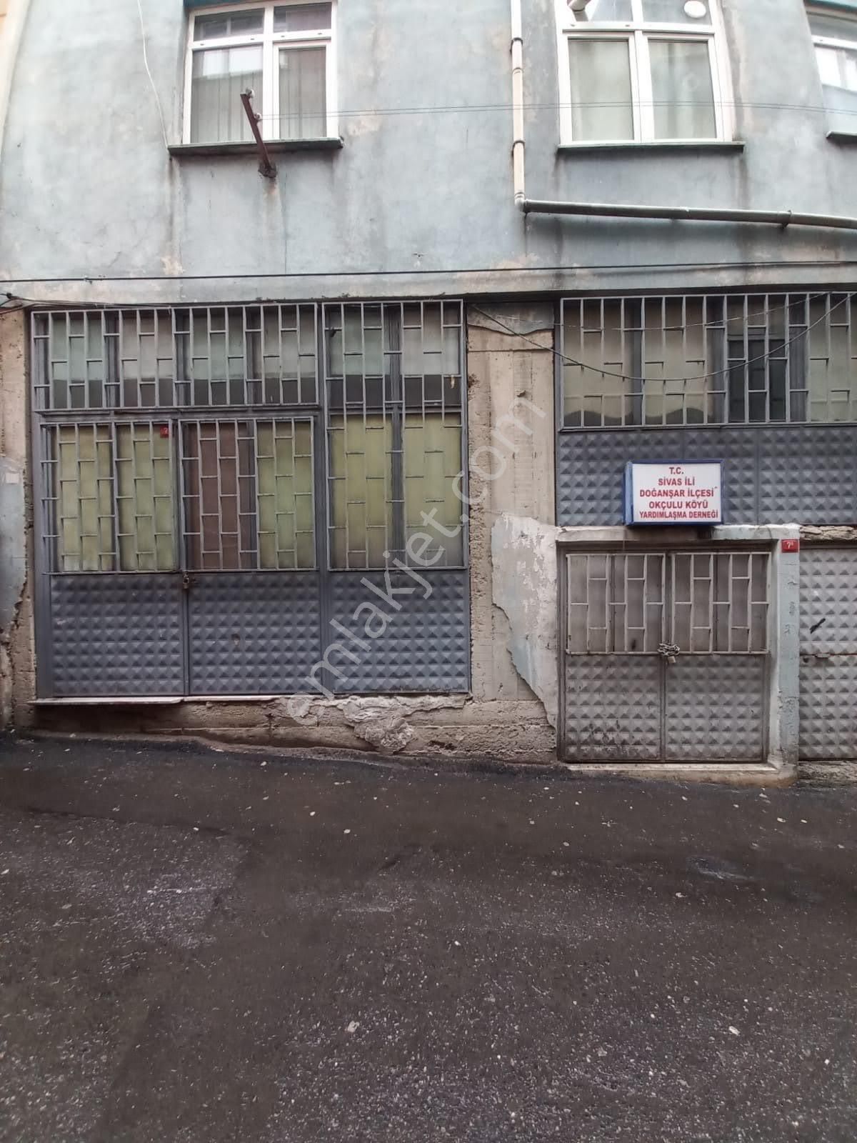 Kiralık Düz Ayak 140 M2 Dükkan