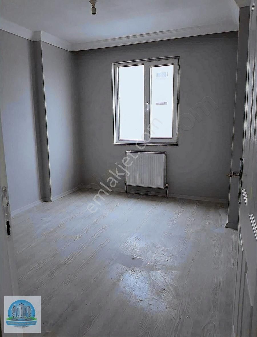 Kahraman Çavuş Caddesi 2+1 Kiralık Daire