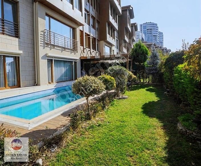 Bosphorus Cıty Havuzlu Bahçeli 4+1 Yalı Apartmanı Kiralık
