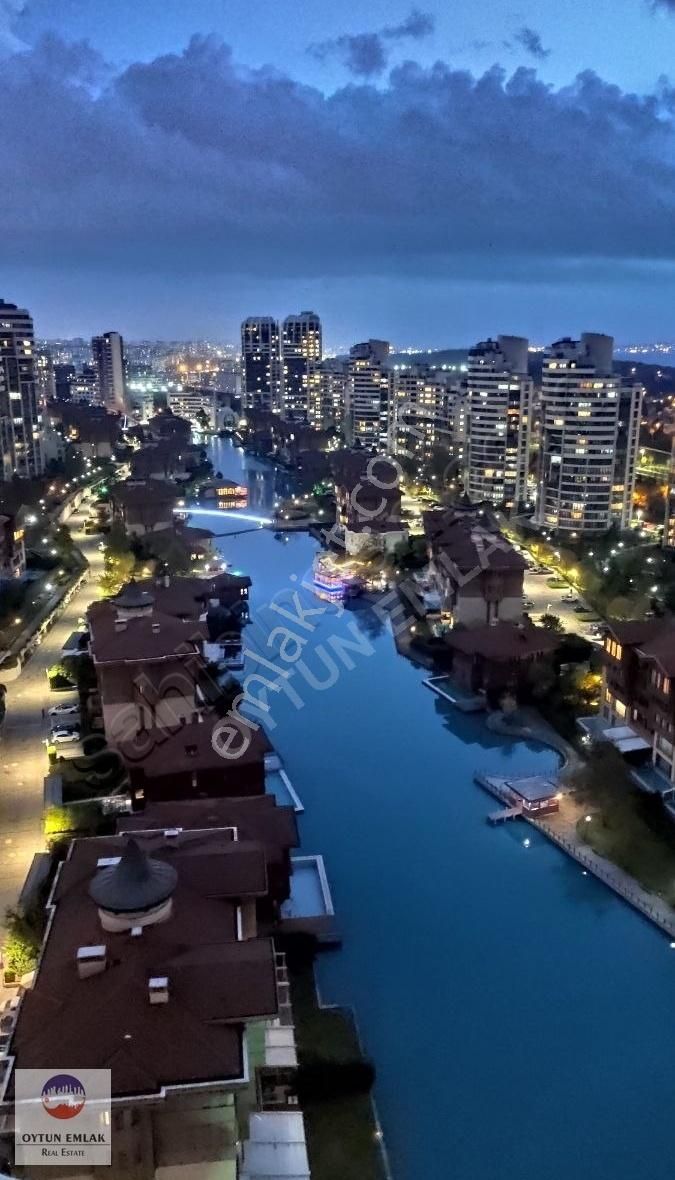 Bosphorus City Deniz Göl Manzaralı 3+2 Eşyalı Kiralık Penthouse