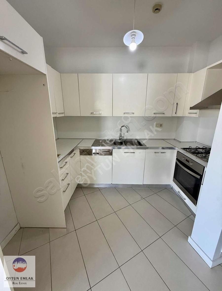 Atakent Bosphorus City Balkonlu Full Manzaralı 2+1 Kiralık