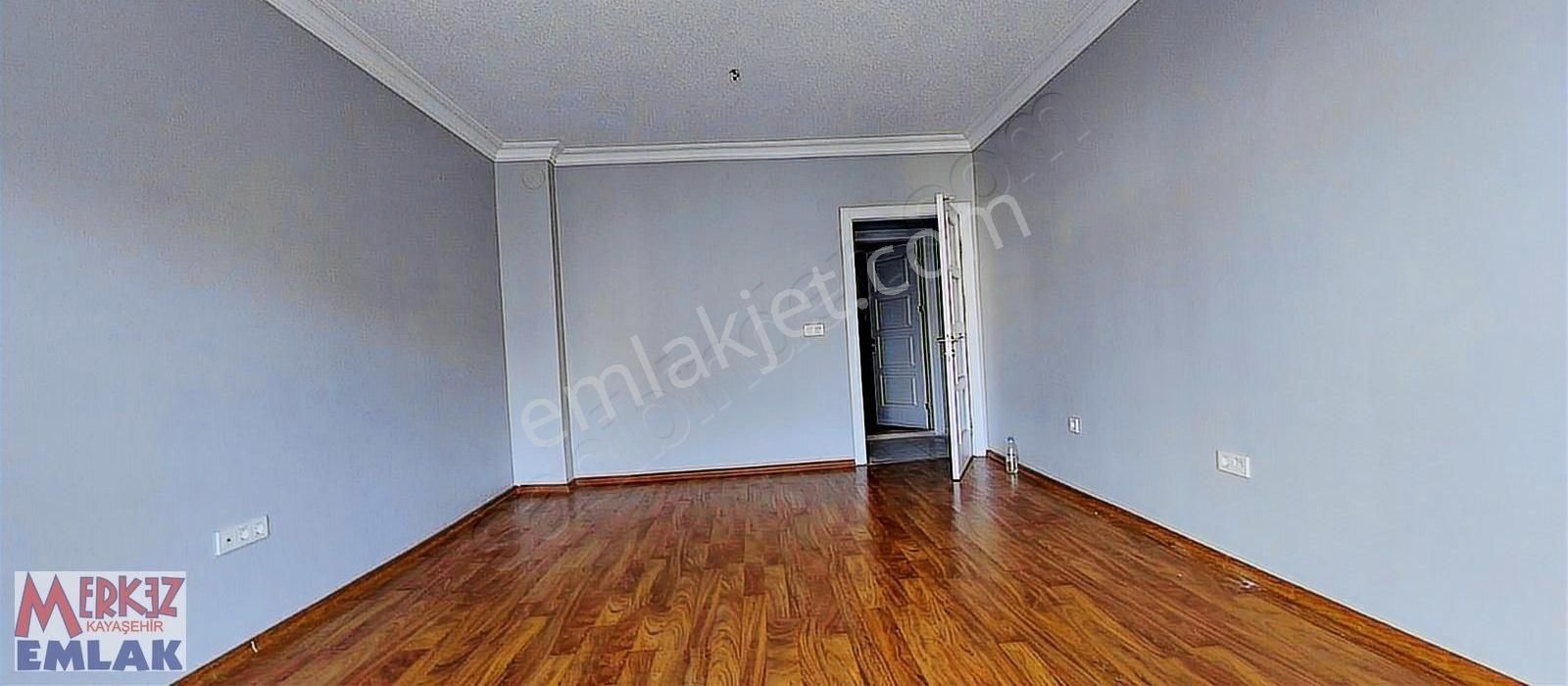 Kayaşehir 5.bölge Üst Ada Satılık 3+1 Daire