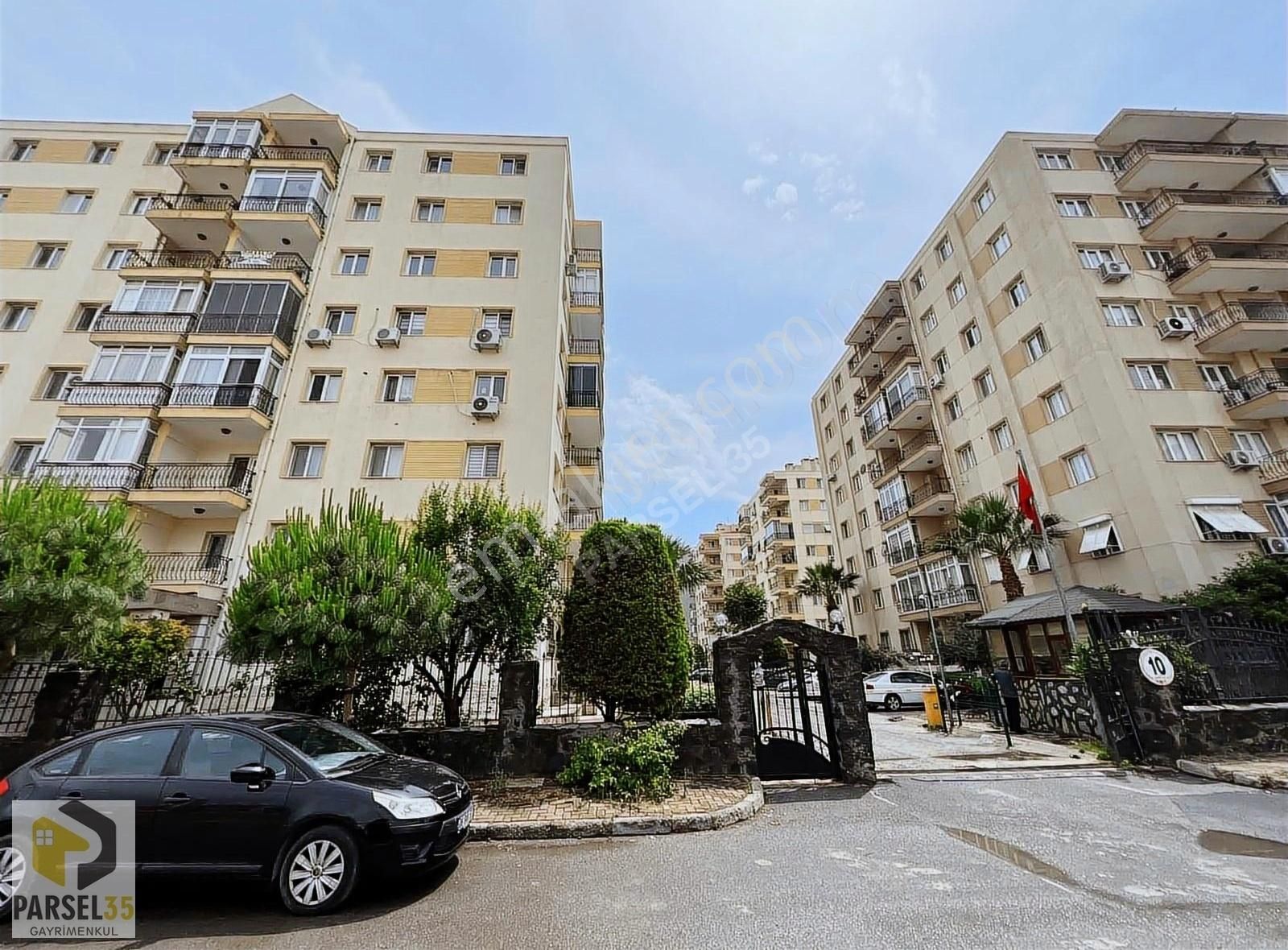 Çiğli Ataşehir Doğa Sitesi Ful Tadilatlı Satılık 3+1 Daire
