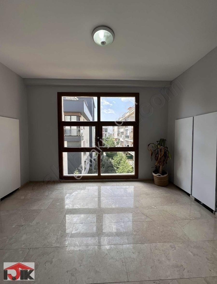 Beylikdüzü Sahil Mah Satılık 2+1 /site/güvenlik/otopark