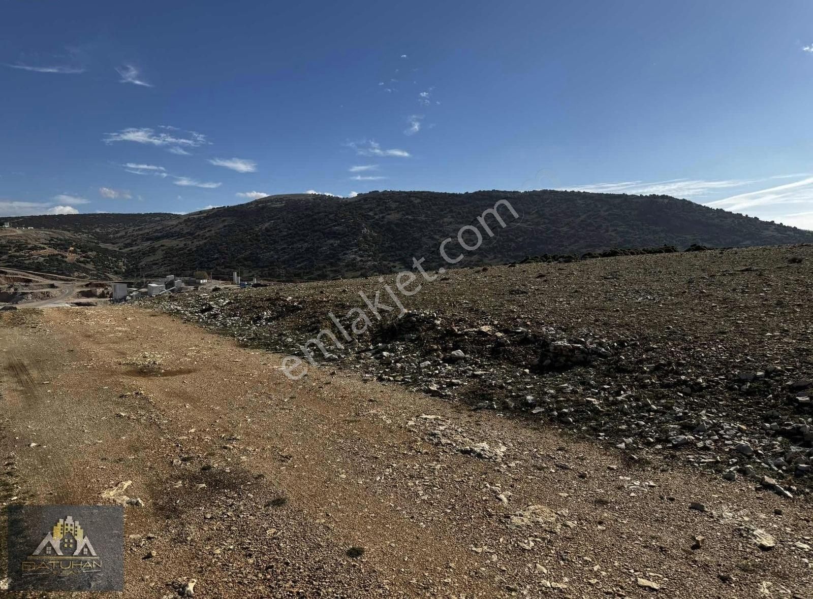 Elmalı Merkez Yenimahalle'de 239 M2 Ticari Arsa
