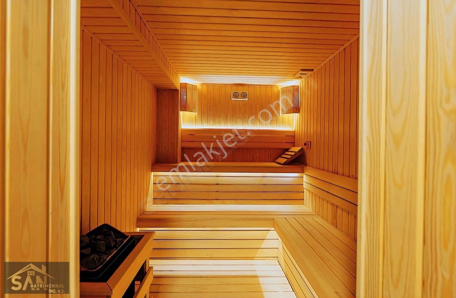 Sitenin En Güzel Manzaralı Ve Geniş Bahçeli Havuzlu Villası - Görsel 10