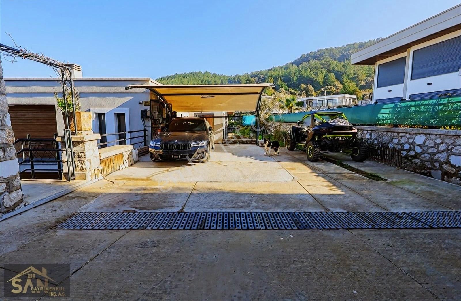 Sitenin En Güzel Manzaralı Ve Geniş Bahçeli Havuzlu Villası - Görsel 26